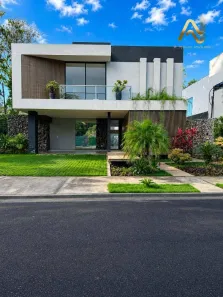 Casa de Condomínio com 5 Quartos à venda, 456m² no Ponta Negra, Manaus