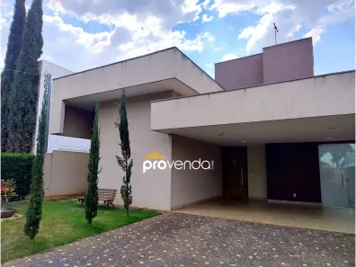 Casa de Condomínio com 3 Quartos à venda, 280m² no Jardins Madri, Goiânia