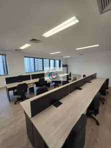 Sala Comercial para alugar, 240m² no Cidade Monções, São Paulo
