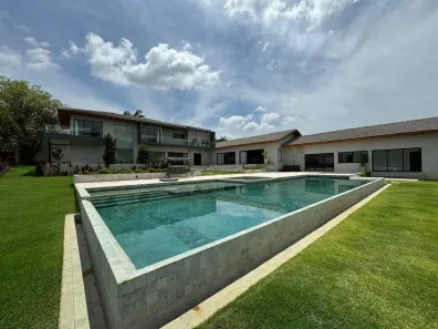 Fazenda/Sítio com 9 Quartos à venda, 1150m² no Estância Guararema, Guararema