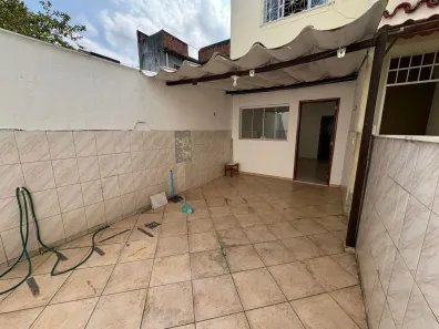 Apartamento com 2 Quartos para alugar, 75m² no Vila Kosmos, Rio de Janeiro