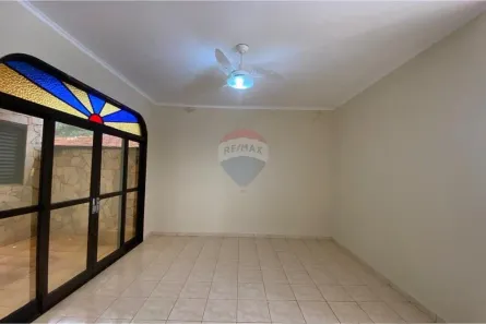Casa com 3 Quartos à venda, 237m² no Parque dos Bandeirantes, Ribeirão Preto