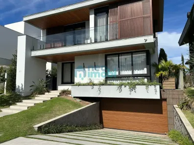 Casa com 3 Quartos à venda, 408m² no Morro das Pedras, Florianópolis