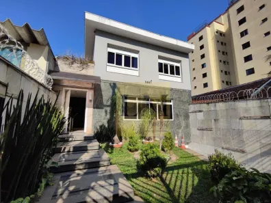 Sobrado com 4 Quartos à venda, 322m² no Vila Palmeiras, São Paulo