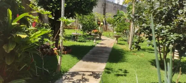 Casa com 3 Quartos à venda, 218m² no Vila Xavier (Vila Xavier), Araraquara