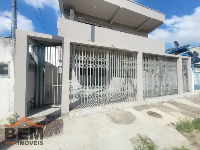 Casa com 2 Quartos para alugar, 70m² no São João, Itajaí