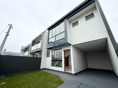 Sobrado com 3 Quartos à venda, 111m² no Forquilhas, São José