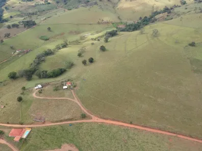 Fazenda/Sítio com 2 Quartos à venda, 193600m² no , Paraisópolis