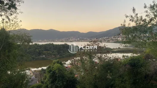 Lote/Terreno à venda, 360m² no Camboinhas, Niterói