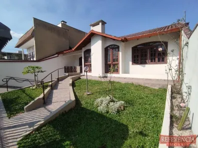 Casa com 3 Quartos à venda, 246m² no Jardim das Américas, Curitiba