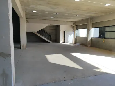 Galpão/Depósito/Armazém para alugar, 1100m² no Éden, Sorocaba