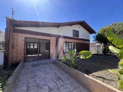 Casa com 3 Quartos para alugar, 106m² no Boa Vista, Joinville