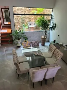 Sobrado com 3 Quartos à venda, 239m² no Jardim Integração, Franca