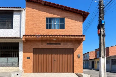 Casa com 4 Quartos à venda, 128m² no Tabuleiro do Martins, Maceió