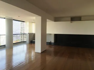 Apartamento com 3 Quartos para alugar, 215m² no Sumaré, São Paulo