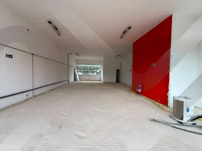 Sala Comercial para alugar, 140m² no Residencial Morada das Estrelas (Aldeia da Serra), Barueri