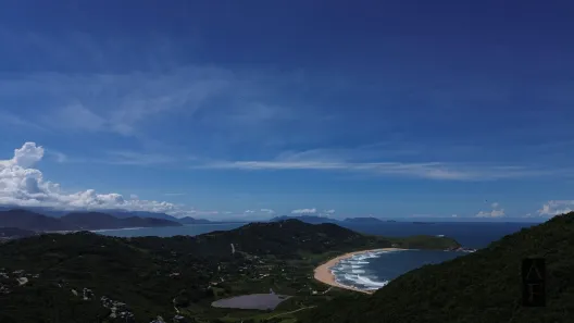Lote/Terreno à venda, 2288m² no Morro da Ferrugem, Garopaba