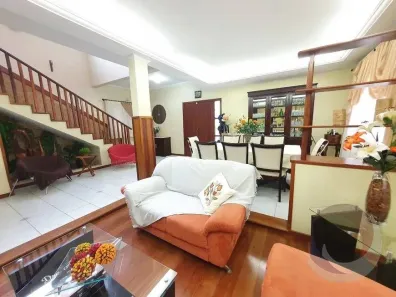 Casa com 4 Quartos à venda, 250m² no Carianos, Florianópolis