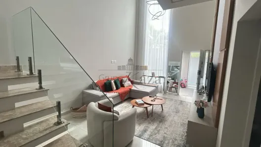 Sobrado com 3 Quartos para alugar, 250m² no Loteamento Villa Branca, Jacareí