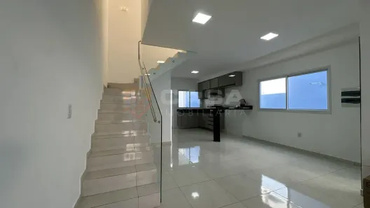 Sobrado com 3 Quartos à venda, 160m² no Planície da Serra, Serra