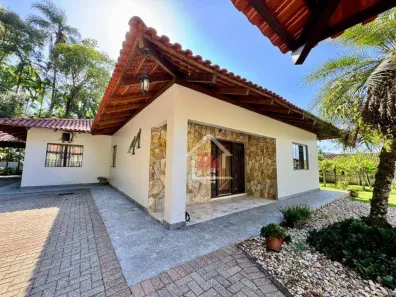 Casa com 4 Quartos à venda, 225m² no Velha Central, Blumenau
