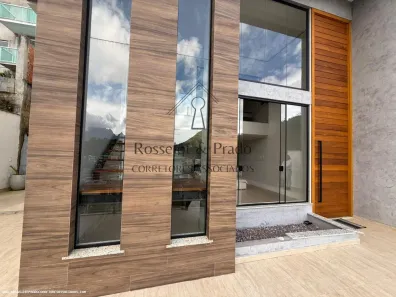 Casa de Condomínio com 3 Quartos à venda, 220m² no Tijuca, Teresópolis