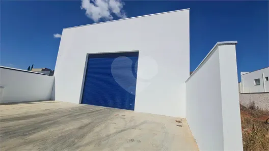 Galpão/Depósito/Armazém para alugar, 200m² no Vila Popular, Itapetininga