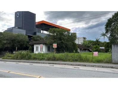 Lote/Terreno à venda, 1696m² no Centro, Timbó
