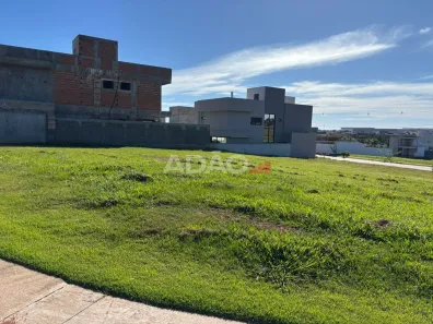 Lote/Terreno à venda, 629m² no Parqville Quaresmeira, Trindade