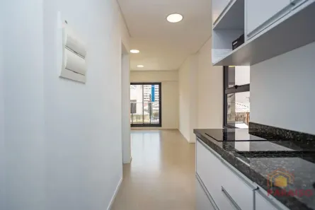 Apartamento com 1 Quarto para alugar, 27m² no Centro, Curitiba