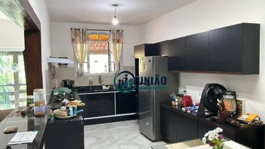 Casa com 3 Quartos à venda, 430m² no Itaipu, Niterói