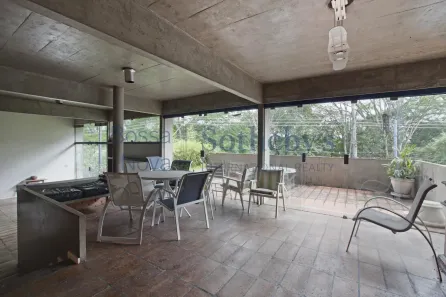 Casa com 4 Quartos à venda, 256m² no Jardim Leonor, São Paulo