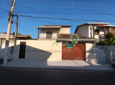 Sobrado com 5 Quartos para venda ou aluguel, 234m² no Cidade Jardim, Jacareí