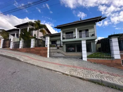Casa com 3 Quartos à venda, 240m² no Rodeio 12, Timbó