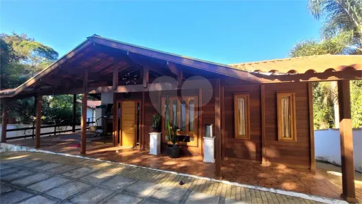 Casa de Condomínio com 2 Quartos à venda, 116m² no Caraguatá, Mairiporã