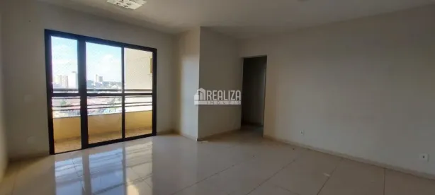Apartamento com 3 Quartos à venda, 82m² no São Benedito, Uberaba