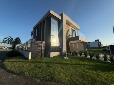 Casa de Condomínio com 4 Quartos à venda, 274m² no Ogiva, Cabo Frio