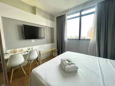 Apartamento com 1 Quarto à venda, 24m² no Água Verde, Curitiba