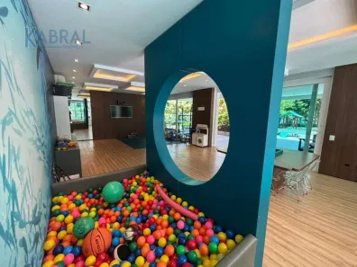 Apartamento com 3 Quartos para alugar, 168m² no Agronômica, Florianópolis