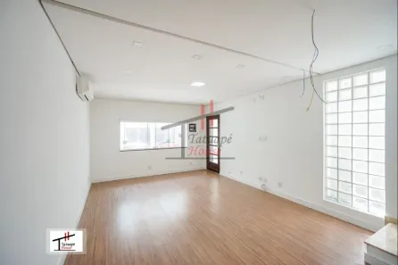 Casa com 3 Quartos à venda, 300m² no Vila Santo Estevão, São Paulo