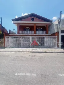 Sobrado com 4 Quartos à venda, 283m² no Vila Amorim, Suzano