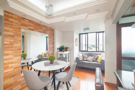 Cobertura com 3 Quartos para alugar, 100m² no Cristal, Porto Alegre