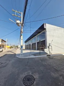 Ponto Comercial para alugar, 130m² no Cidade Praiana, Rio das Ostras
