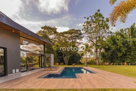 Fazenda/Sítio com 4 Quartos à venda, 553m² no Freguesia da Escada, Guararema