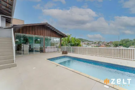 Casa com 3 Quartos à venda, 231m² no Velha Central, Blumenau