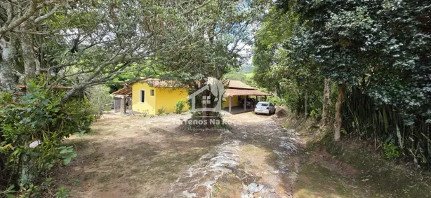 Fazenda/Sítio com 4 Quartos à venda, 5000m² no , Carmópolis de Minas