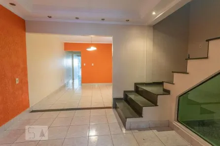 Casa de Condomínio com 3 Quartos à venda, 180m² no Centro, Diadema