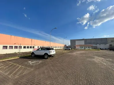 Prédio Comercial para alugar, 2000m² no Leonor, Londrina