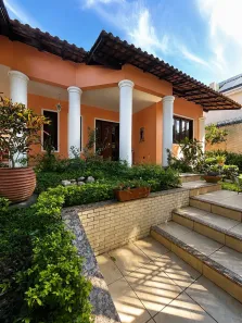 Casa com 3 Quartos à venda, 390m² no Mata da Praia, Vitória