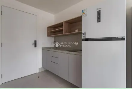 Apartamento com 1 Quarto para alugar, 26m² no Passo da Areia, Porto Alegre